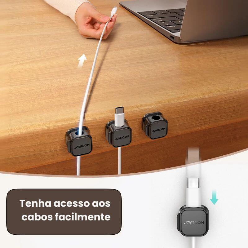 Organizador ajustável de fios para mesa